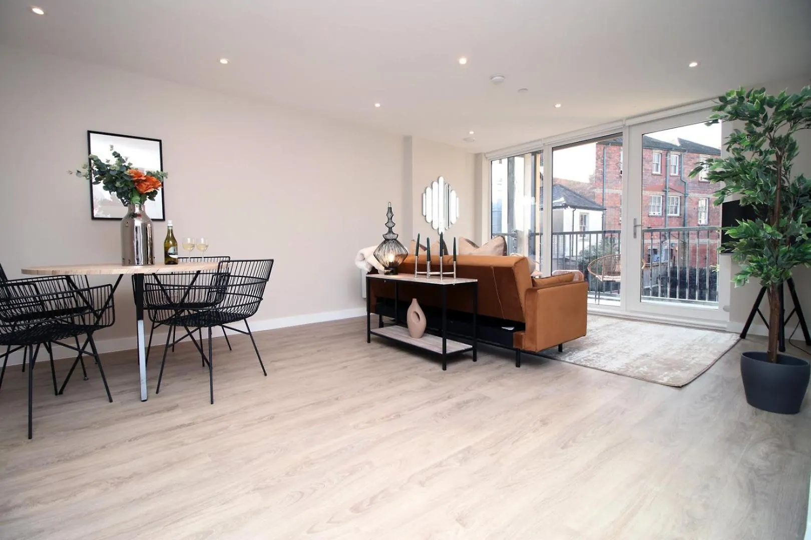 Casa 4 - 2 Bedroom Apartment With Balcony And Parking カーディフ 0*,